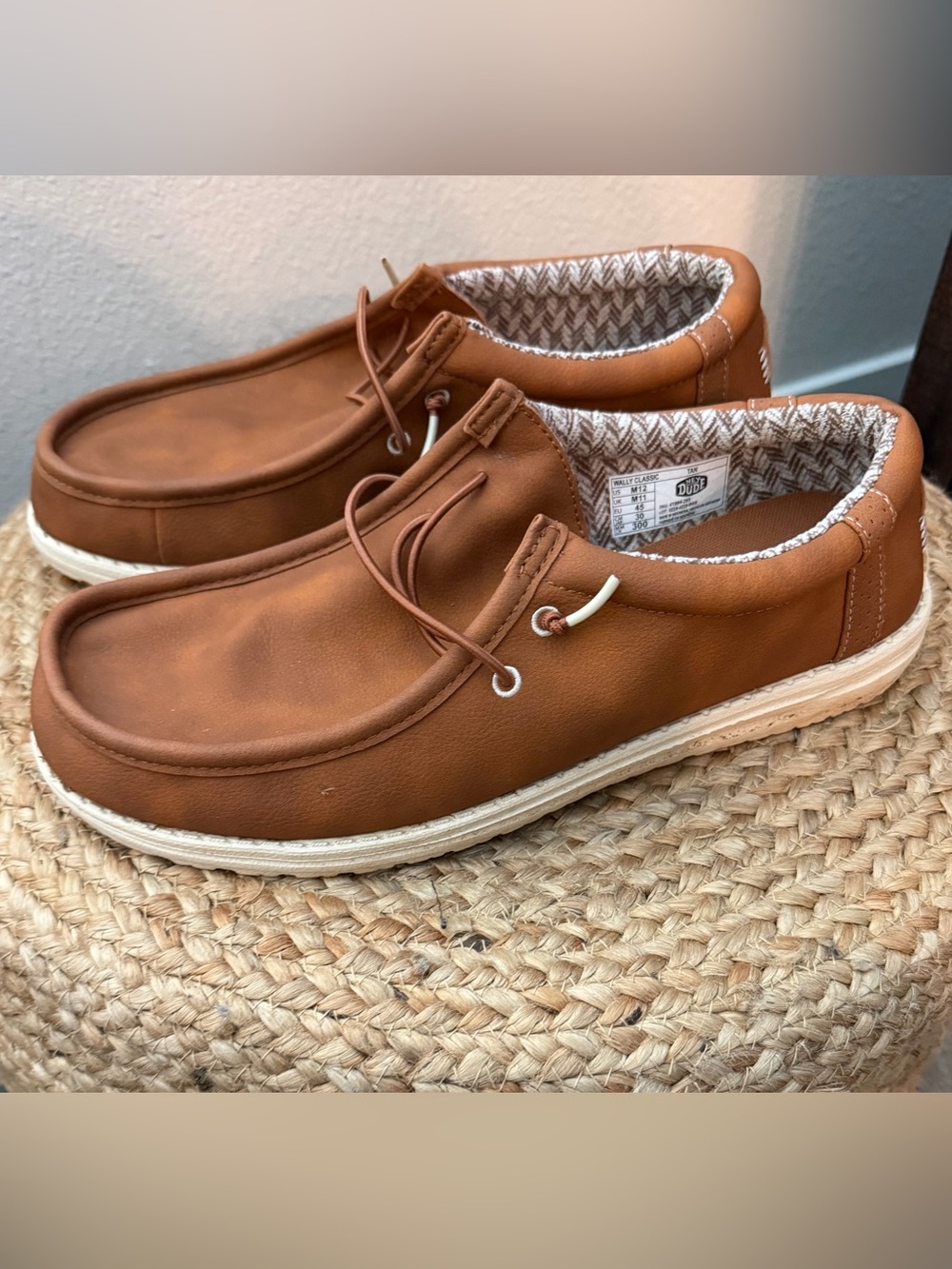Men’s Wally Classic Hey Dude Shoes Sz. 12, Tan Leather Look!! Nice!!!